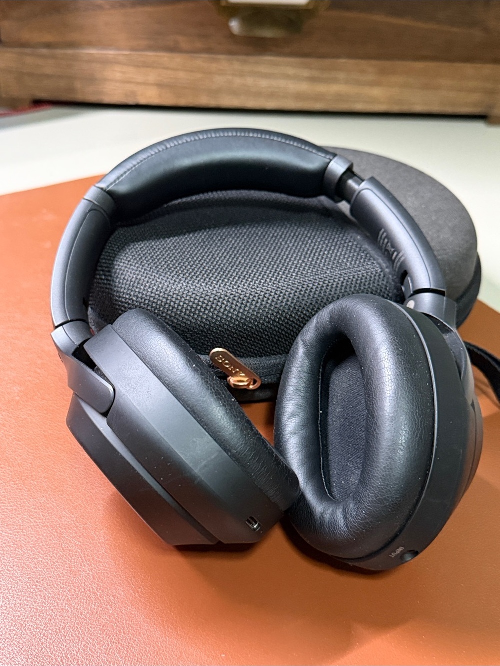 Sony Matte Black Over-Ear Wireless Headphones - Picture 4 of 4